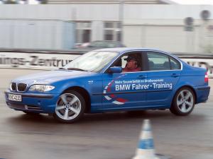 BMW 3-Series Sedan 2001 года